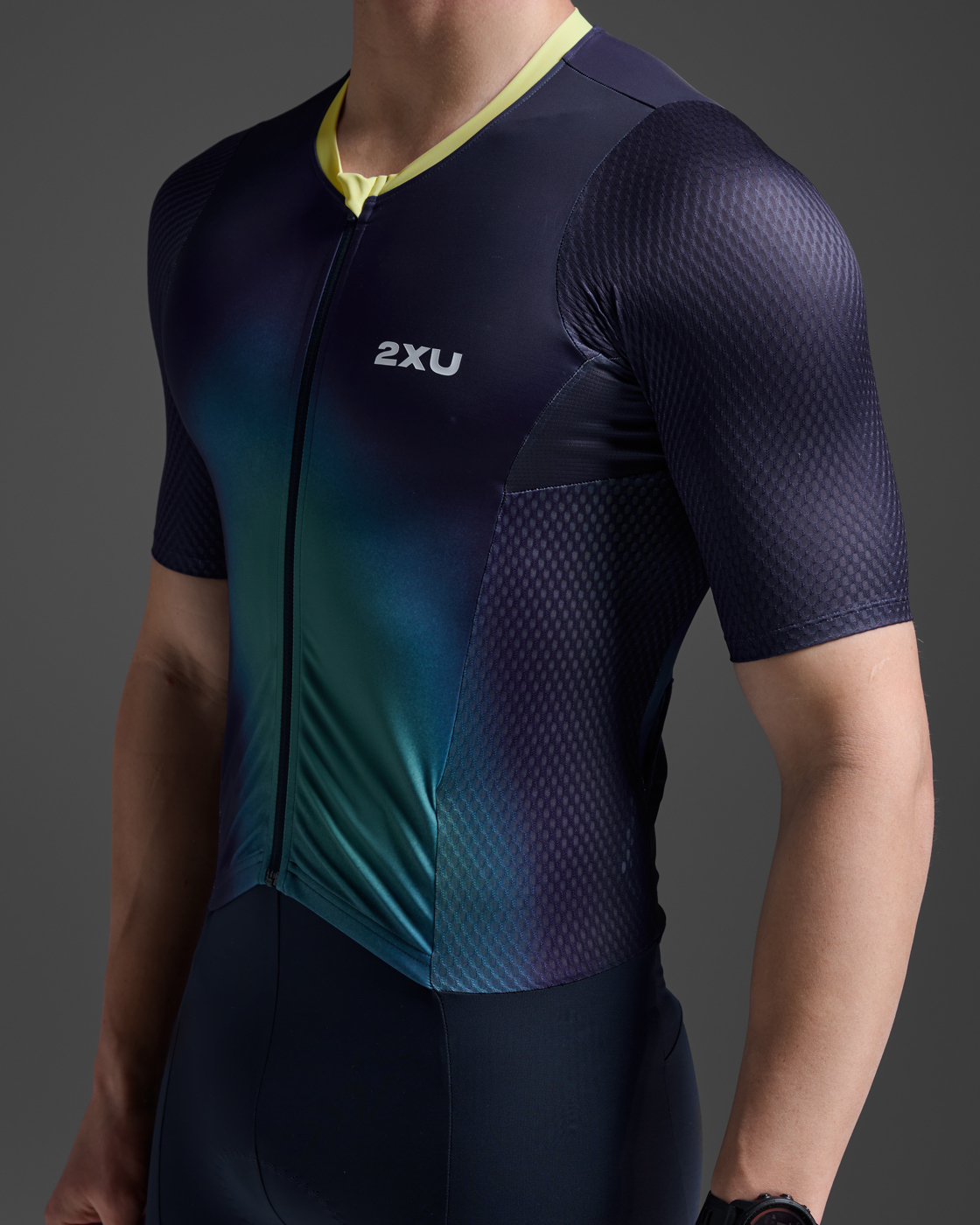 2XU Aero Hex Sleeved Herre Tri Suit
