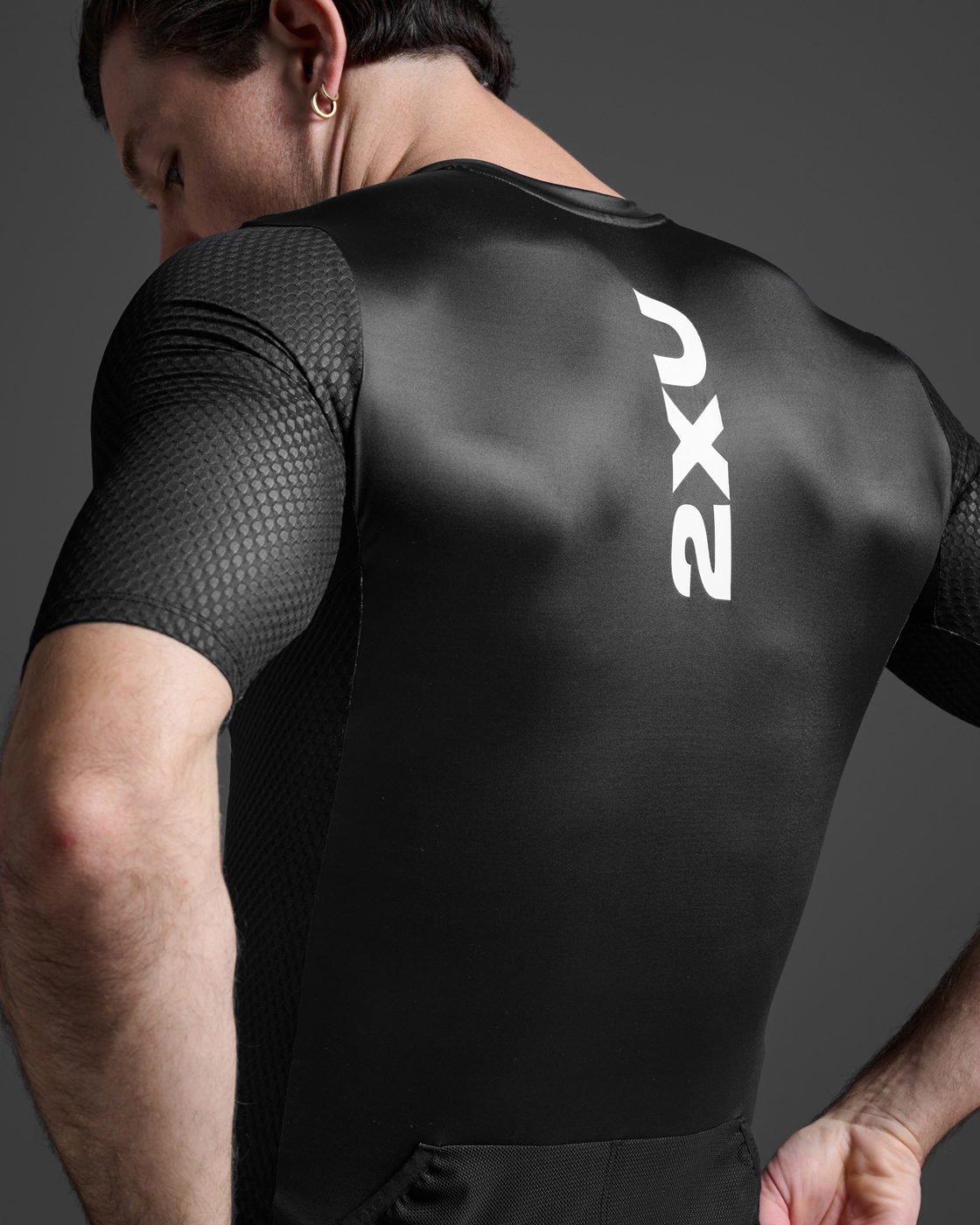 2XU Aero Hex Tri Sleeved Tröja