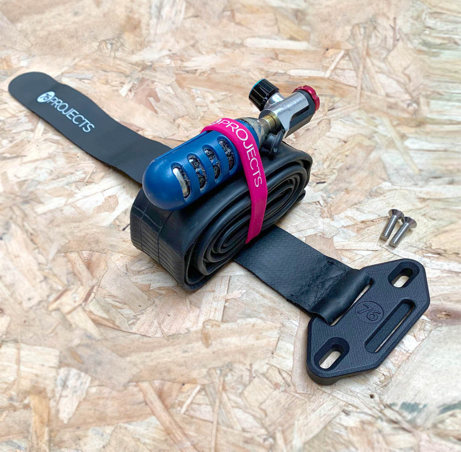 76 Projects Micro Piggy On Bike System