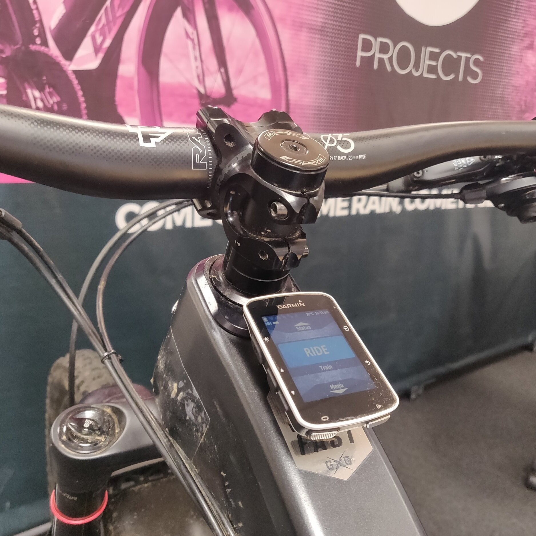 76 Projects Enduro Typ B Cykeldatorfeste