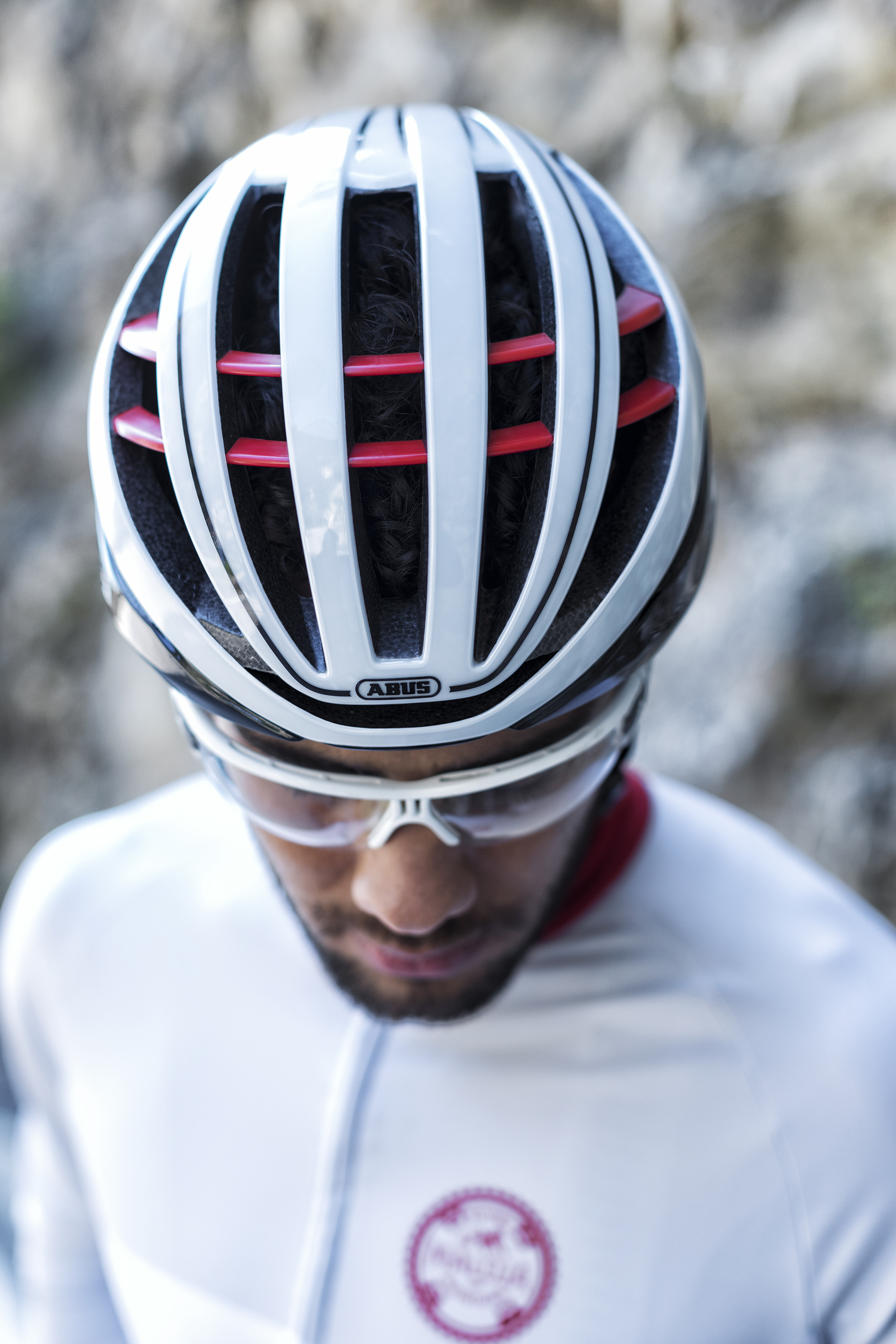 Abus Aventor Hjälm