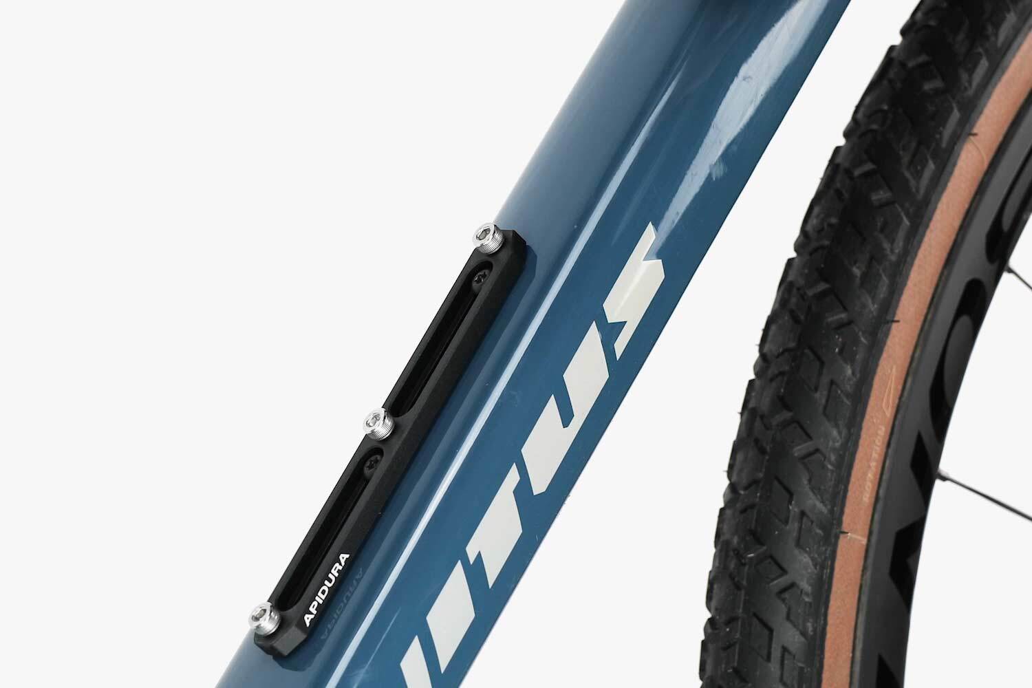 Apidura Bottle Cage Adapter