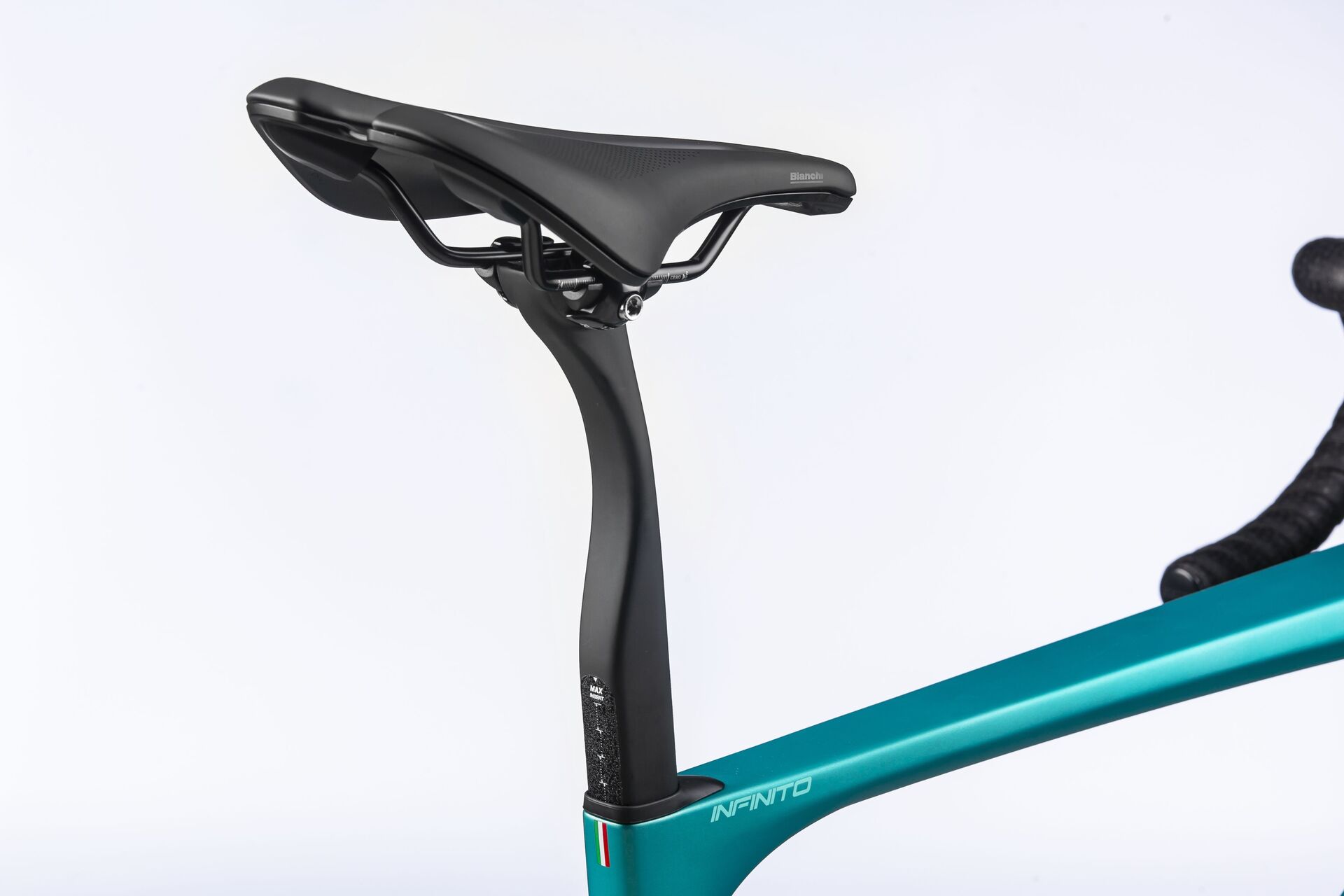 Bianchi Infinito Comp Racercykel