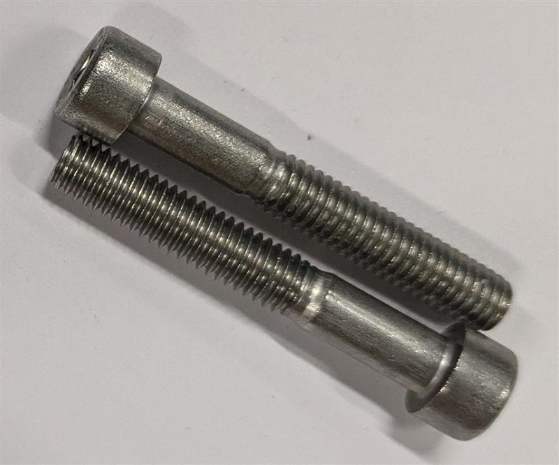 Unbrakoskruv M6 x 40 mm - 2 st