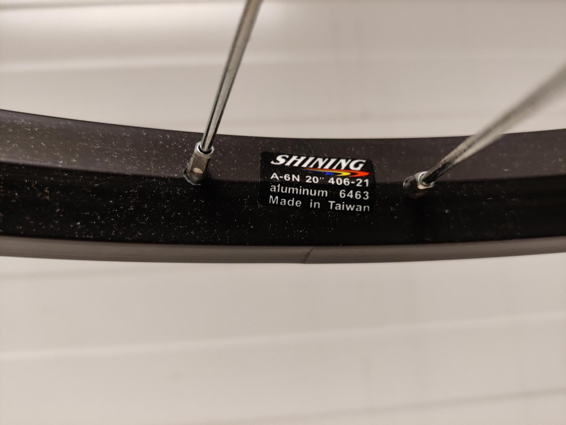 La Vita 20" Framhjul