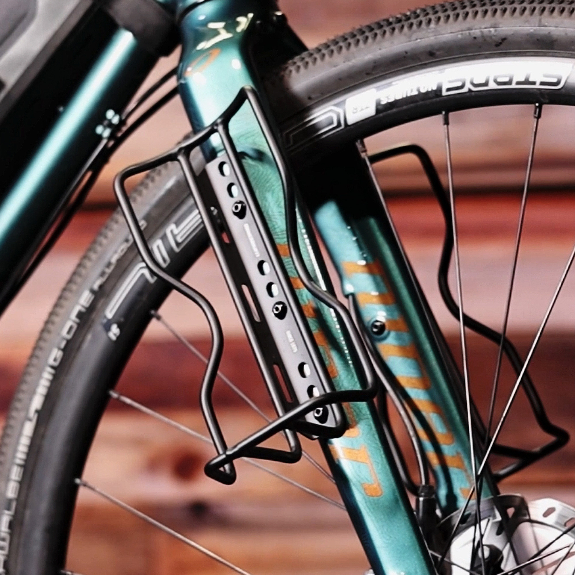 Blackburn Outpost Cargo Flaskställ