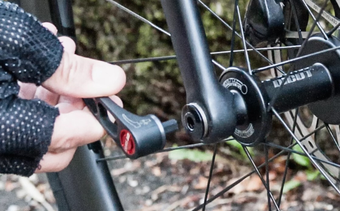 DT Swiss Plug In RWS TA Stickaxel