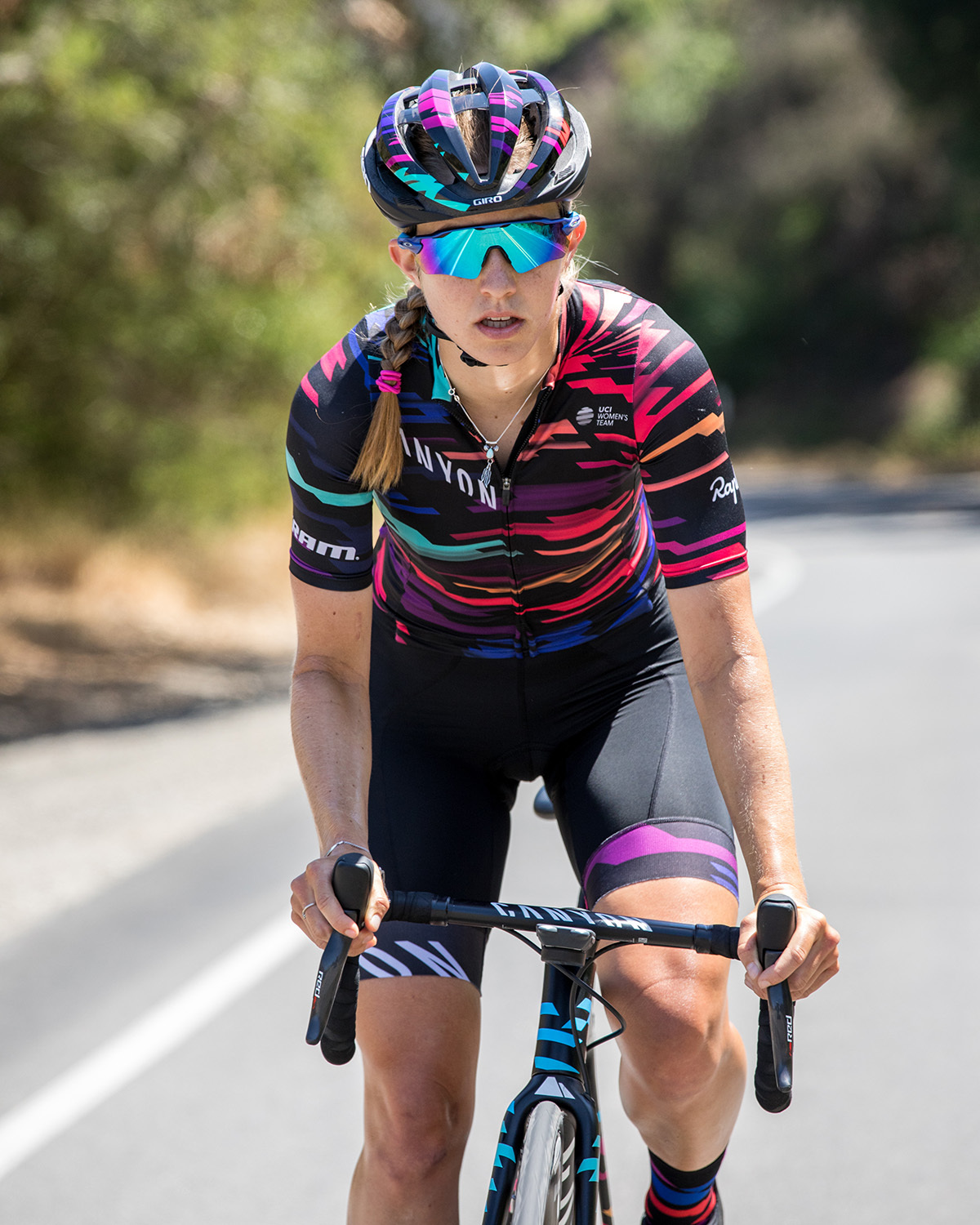 Giro Aether Spherical Hjälm