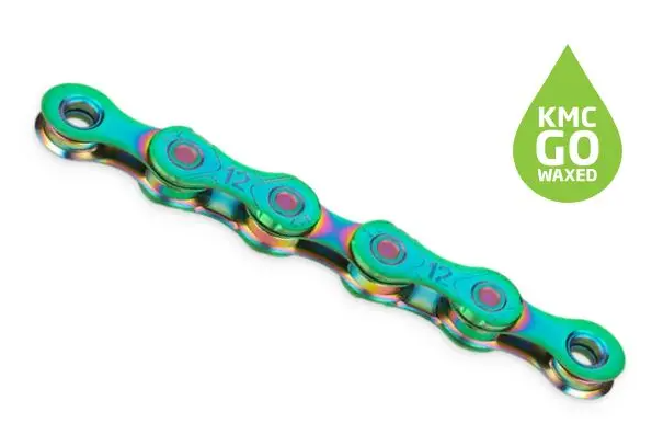 KMC X12 Aurora Green Waxed Kedja
