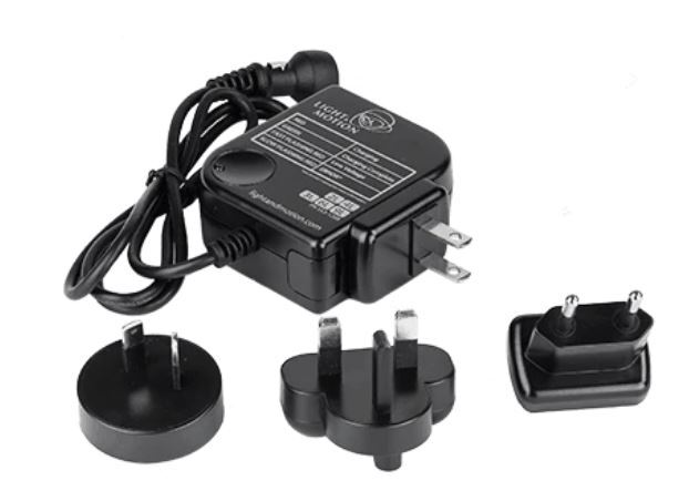 Light & Motion Laddare