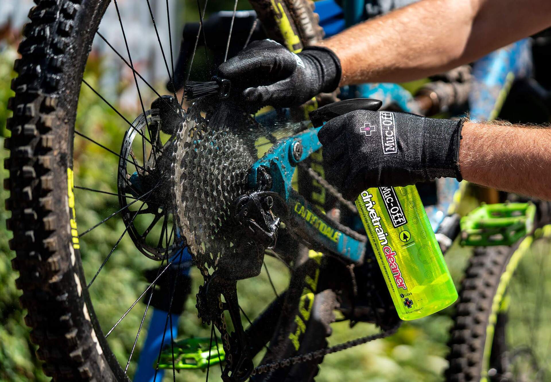 Muc-Off Bio Drivetrain Cleaner Avfetting