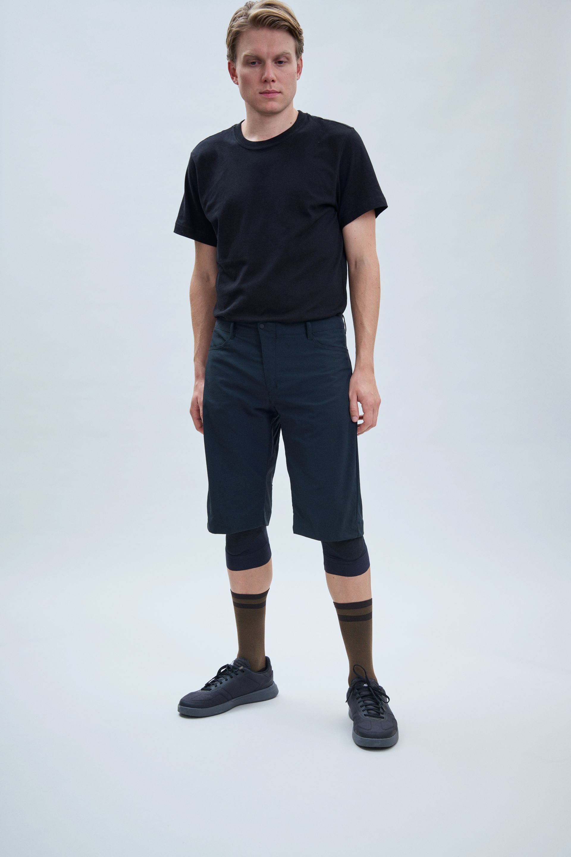 POC M`S Essential Casual Shorts