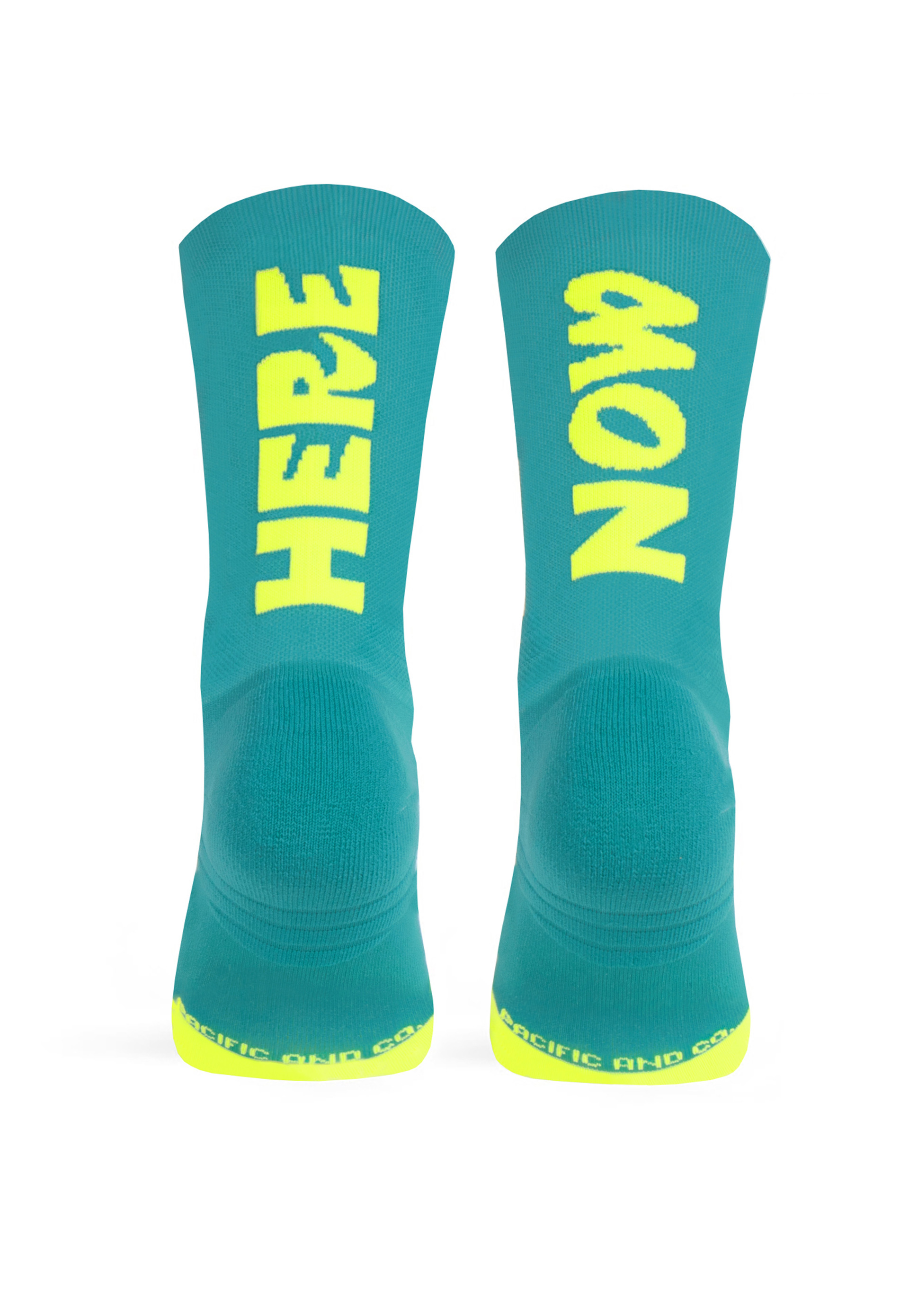 Pacific and Co Here Now Strumpor