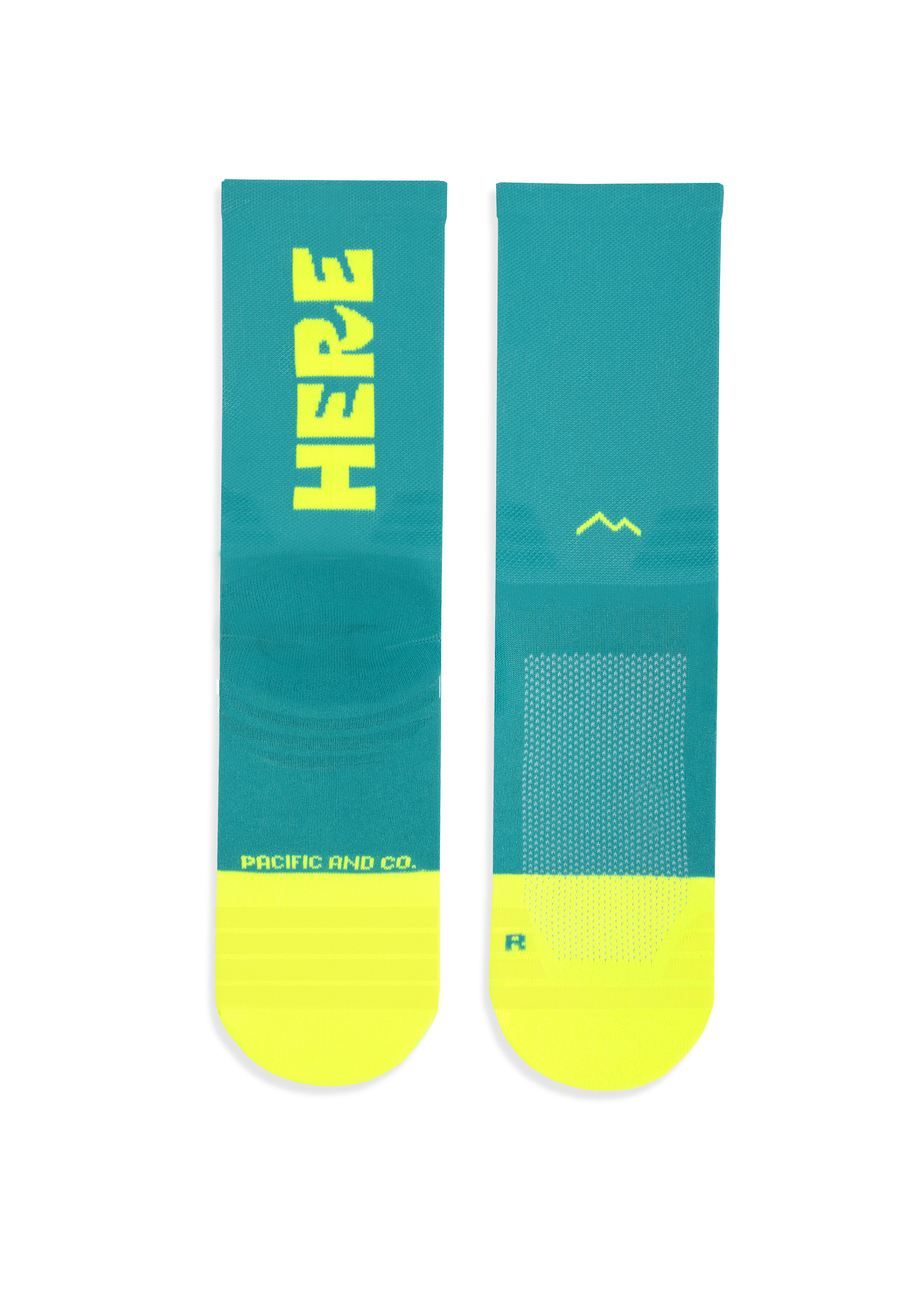 Pacific and Co Here Now Strumpor