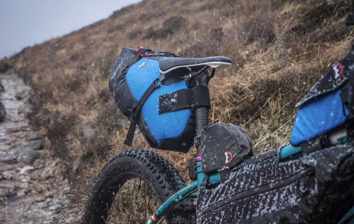 Revelate Designs Terrapin 14L Sadelväska