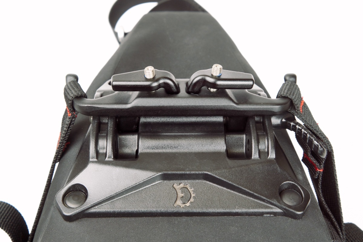 Revelate Designs Spinelock 10 Sadelväska